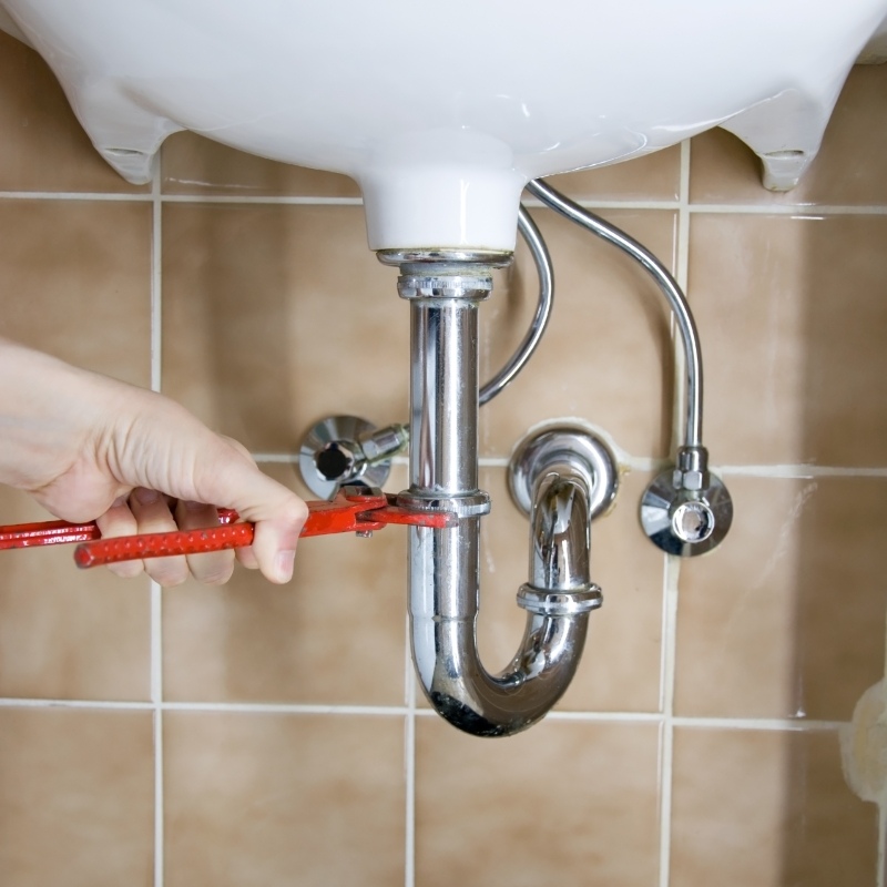 High-pressure drain jetting in Islington